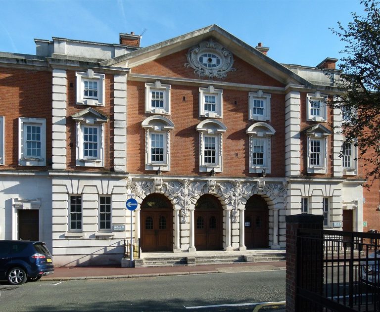 Woolwich Town Hall Copyright Kleon3 - Own work