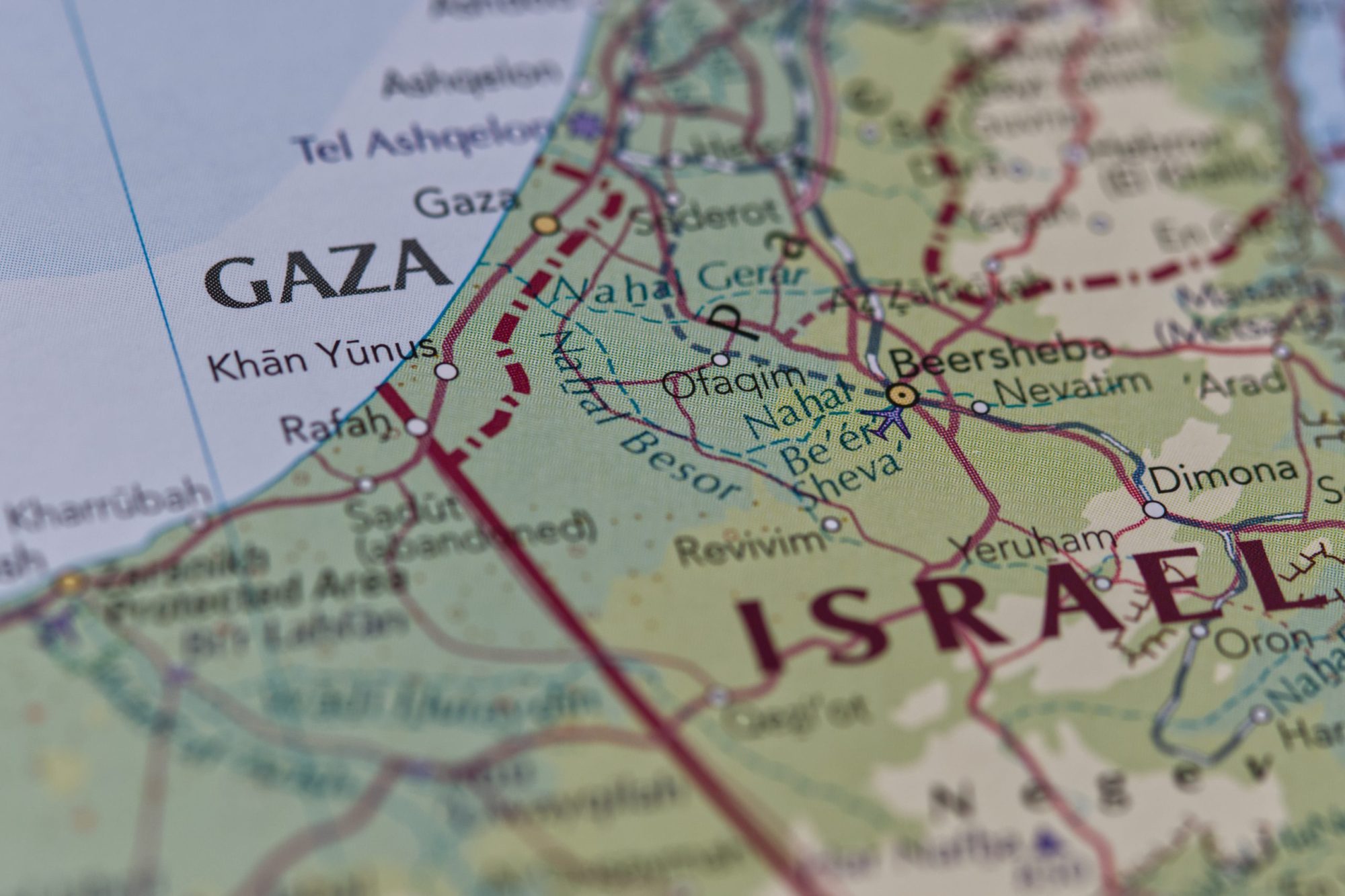 As was covered in a previous article, Labour stated that they wanted to see a ceasefire upon coming to power. Biden claimed last week that a ceasefire is “closer than it ever has been”. Will a ceasefire occur and what does it mean for the UK?