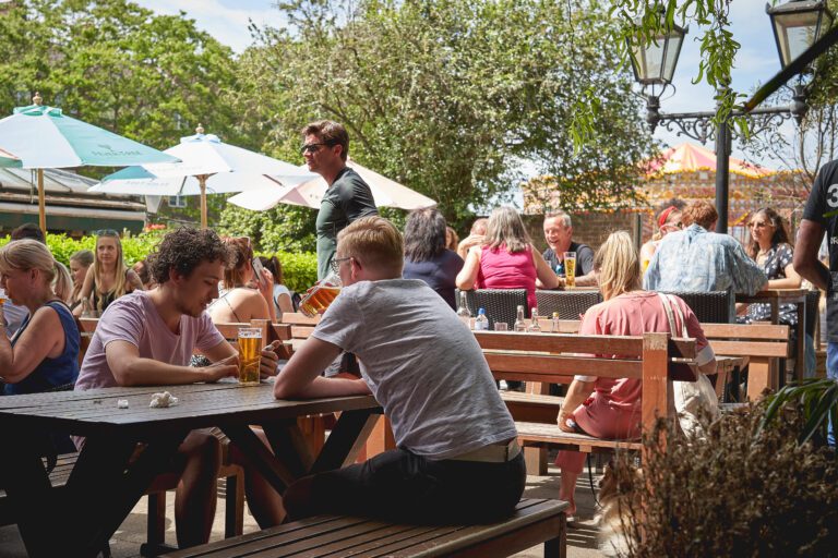 Licensing reforms to make it easier for new hospitality venues to open