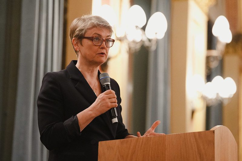 54888312435 020b7c257b c