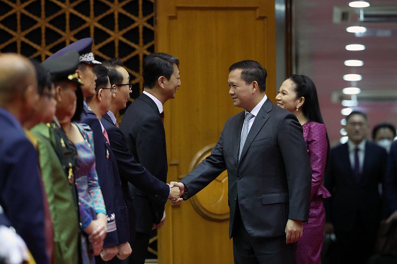 53722443681 39e8e919ef c