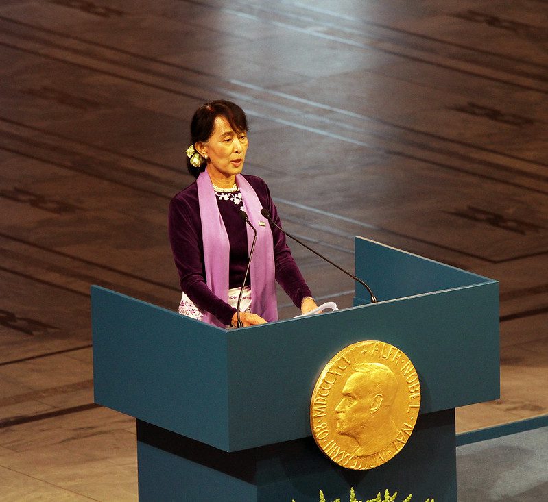 7379898282 870ce8ca8a c