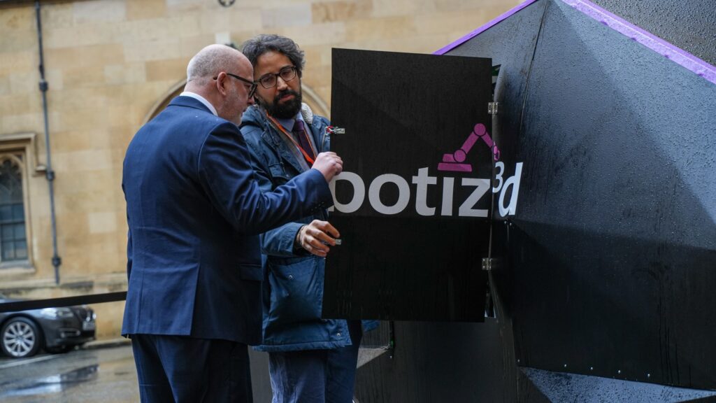 Mansfield MP, Steve Yemm takes a look inside the ARRES PREVENT prototype to tackle potholes with engineers from Robotiz3d