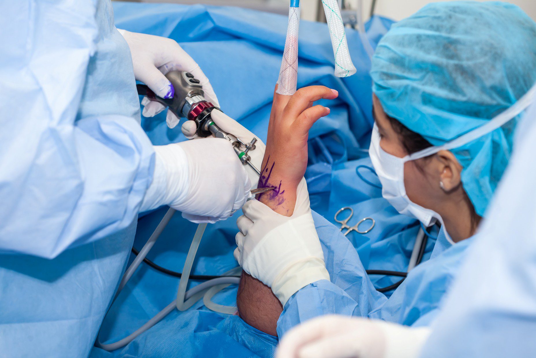 NHS Joint Replacements Under Threat as Bone Cement Shortage Forces Emergency Prioritisation