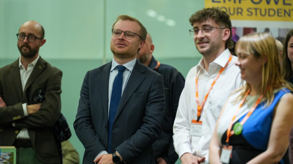 Minister of State for Energy, Michael Shanks with Head of Partnerships at Solar for Schools, Richard Turner at the Solar for Schools Parliamentary Showcase.