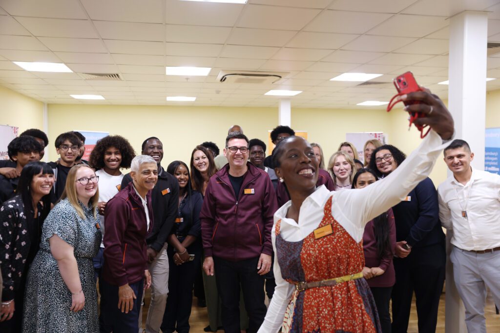 Joining Prime Minister Andy Burnham on the visit to Sainsbury's Nine Elms was Pat McFadden, Secretary of State for Work and Pensions, Sir Sadiq Khan, Mayor of London and Minister for Housing, Communities and Local Government and local Vauxhall MP, Florence Eshalomi.