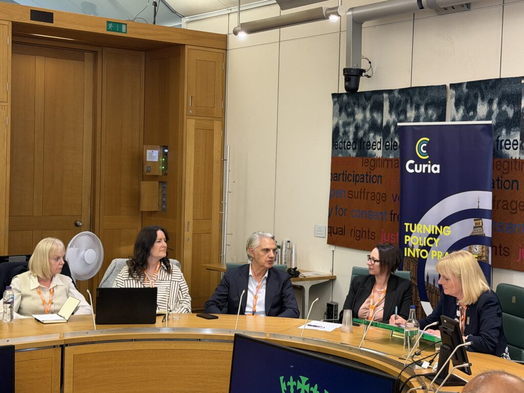 Recent Curia and UK Healthcare and Life Sciences Innovation (UKHLSI) roundtable on Life Sciences and AI in Parliament.